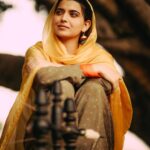 Nimrat Khaira Instagram - ਮੈਂ ਦਰਦ ਬਣਾ ਕੇ ਘੁੱਗੀਆਂ-ਚਿੜੀਆਂ ਵਾਹ ਦਿੱਤੇ ਮੈਂ ਕਿਸਮਤ ਦੀ ਛਾਤੀ 'ਤੇ ਚਰਖੇ ਡਾਹ ਦਿੱਤੇ.. @ravankhosa @pippal_patiyaan