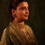 Nimrat Khaira Instagram - MAANMATTI Releasing on 9-10-2023 🤍 Tracklist will be shared soon . @ravankhosa @the_rosegirl @stemmaheirlooms