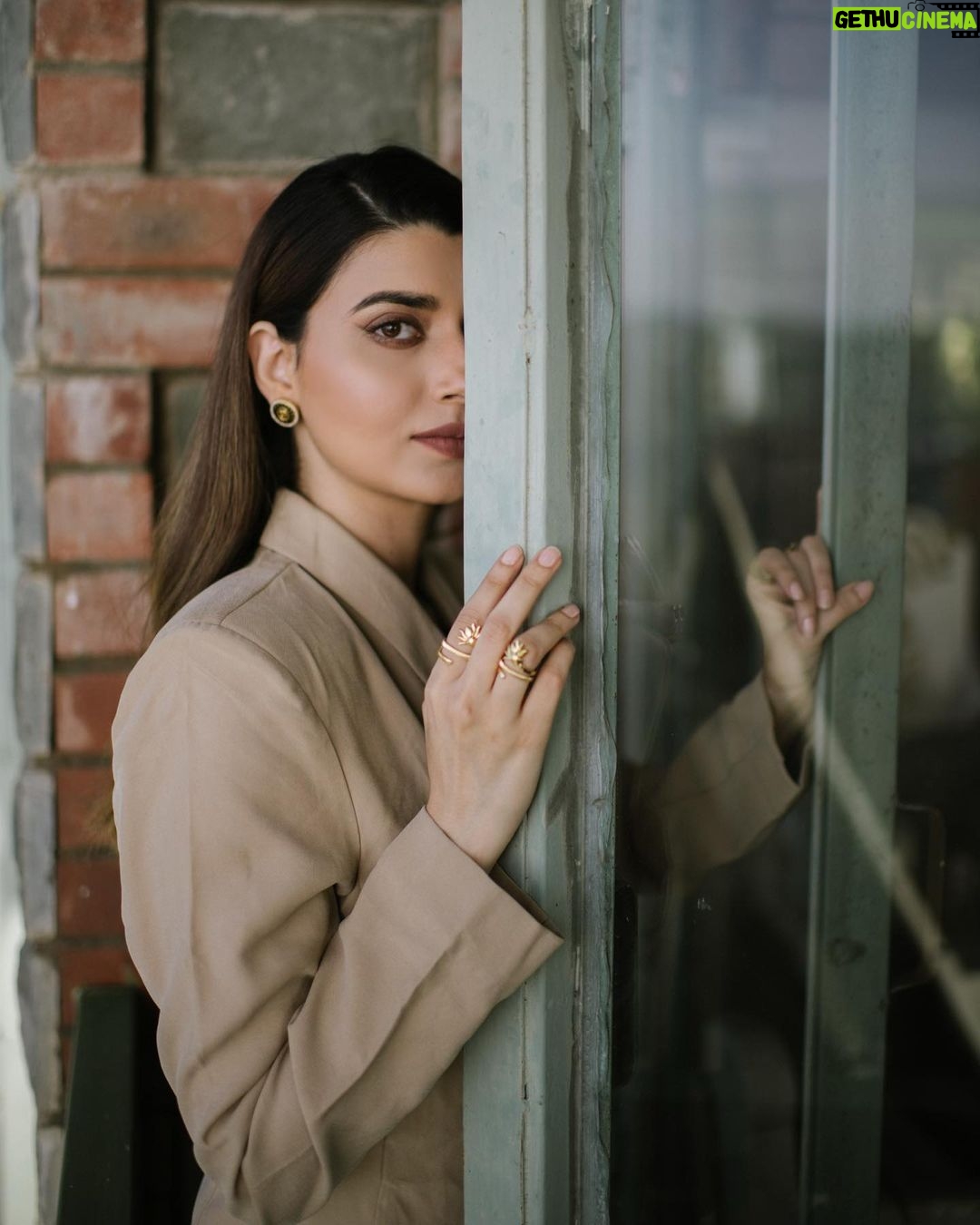 Nimrat Khaira Instagram - God is within her ,she will never fall …