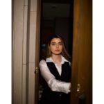 Nimrat Khaira Instagram - Silence calms my soul 🤍🖤 Photography @bharat_rawail Stylist @jinalpnagda