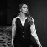 Nimrat Khaira Instagram - Doing it my way .. Photography @bharat_rawail Stylist @jinalpnagda Earrings @kraftsmiths Rings @aulerthofficial