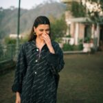 Nimrat Khaira Instagram – & God still blessing me .💕

Photography @bharat_rawail 
Stylist @jinalpnagda
Earrings @kraftsmiths