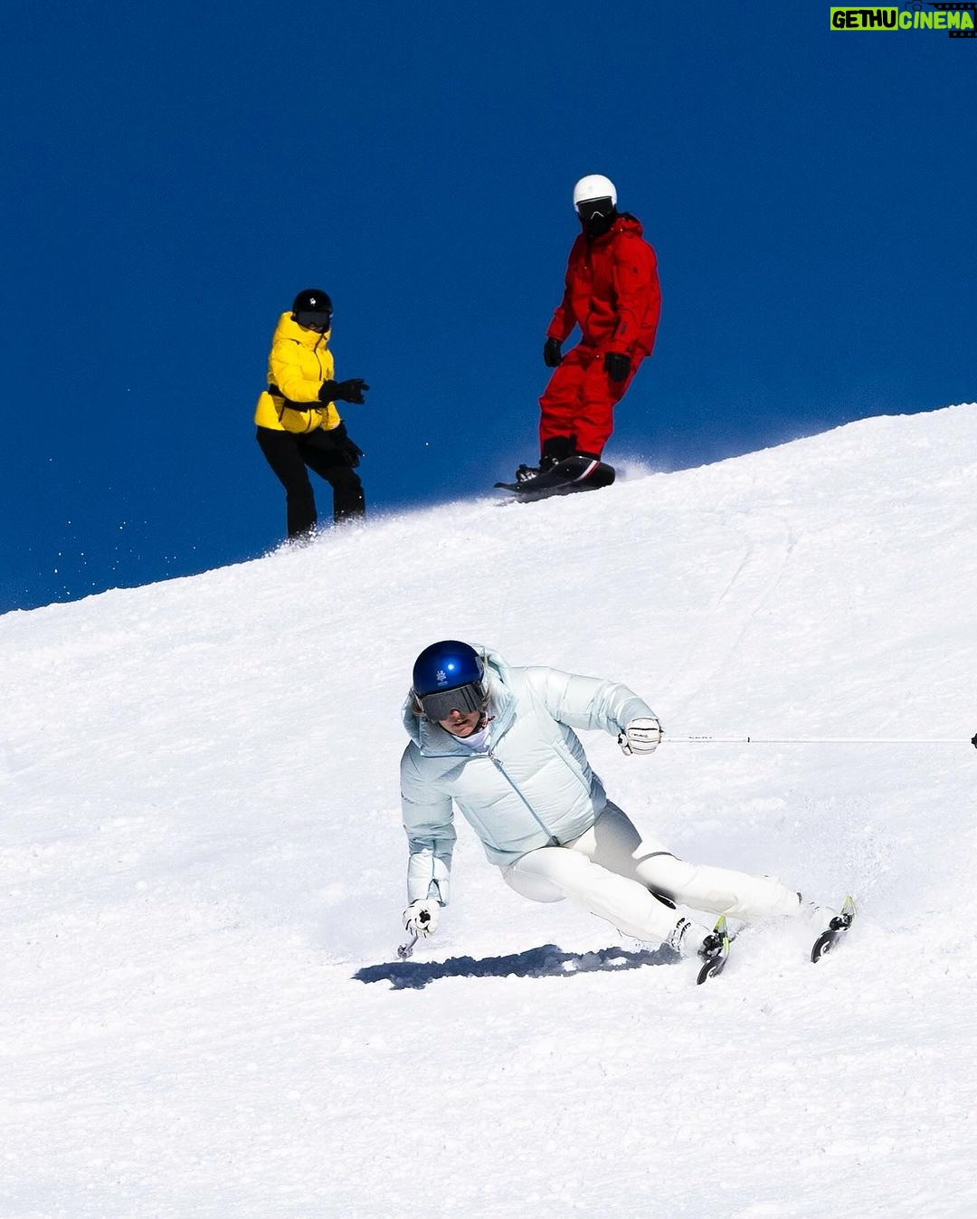 Nina Dobrev Instagram - Whitespace x Moncler - the collab of our dreams. Limited edition Snowboard available on Moncler.com @whitespace_____ @moncler