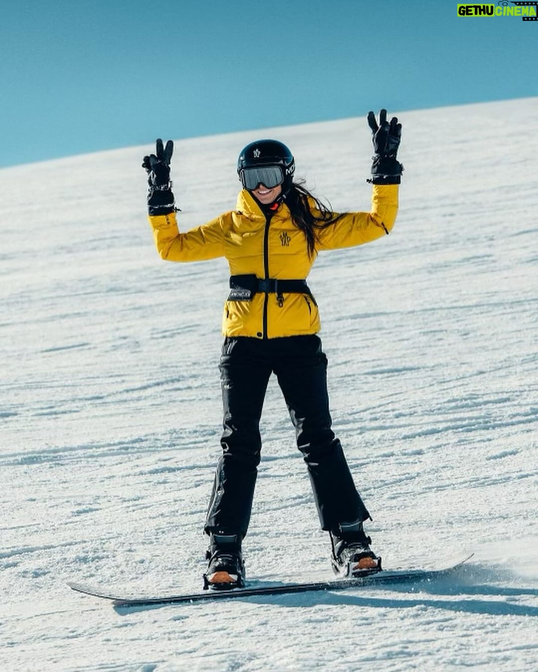Nina Dobrev Instagram - Whitespace x Moncler - the collab of our dreams. Limited edition Snowboard available on Moncler.com @whitespace_____ @moncler