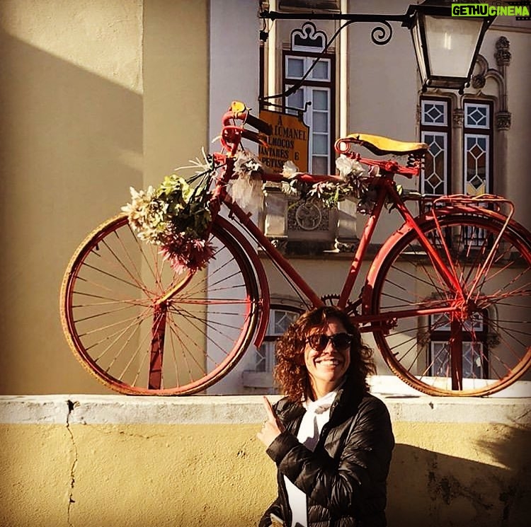 Nina Morena Instagram - Turubom?! ✌🏼🚲🌺 Praça da República 29-31 Centro Historico De Sintra