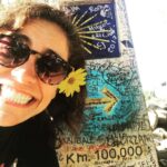 Nina Morena Instagram - Meus últimos 100kms... Depois de andar 680kms não sei se comemoro e fico feliz, ou triste porque tá acabando. Rs. Acho que um pouco dos dois, porque na verdade, esse caminho tá acabando e um outro incrível e lindo apenas começando. Buen camino! Suerte! 👊🏼👣🍀🦋🌈♥️