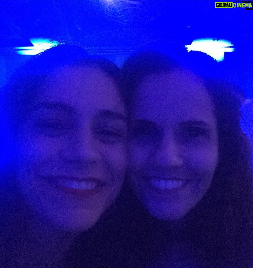 Nina Morena Instagram - Amor em azul ou o Universo é bom!!! Vila Mariana