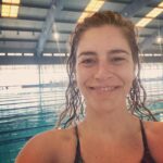 Nina Morena Instagram - A velha medalhista volta as águas, cheia de alegria! #anataçãosalvavidas Estádio Universitário de Lisboa