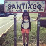 Nina Morena Instagram - #tbt de pereNina completando os 800kms, chegando a Santiago de Compostela. Felizona! ❤️🙏🏼👣 Santiago de Compostela, Spain