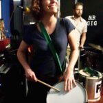 Nina Morena Instagram - O dia em que eu aprendi a tocar repique! 🤘🏼🥁🎼