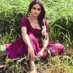 Nisha Guragain Instagram - तेरी झलक अशरफ़ी श्रीवल्ली नैना मदक बर्फी तेरी झलक अशरफ़ी श्रीवल्ली बातें करे दो हर्फी 🥰 📷 - @official.khushal.photography Styling- @sumairamomin Mua- @makeupbybharti