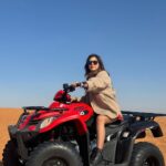 Niti Taylor Instagram – Servin dessert in desert 🏜️💥♥️ Dubai UAE