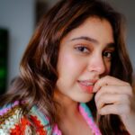 Niti Taylor Instagram – Prioritize your own well-being, embrace self-care, and choose the path that nurtures your happiness. Guard your light fiercely, for it is the essence of your true self♥️🌟

Knitted jacket by @cheryltaylor158 🥰😍