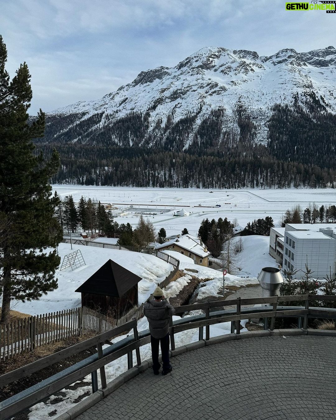 Noah Beck Instagram - “traveling rlly has expanded my palette” (eats bread, meat, and cheese) :p St. Moritz, Switzerland