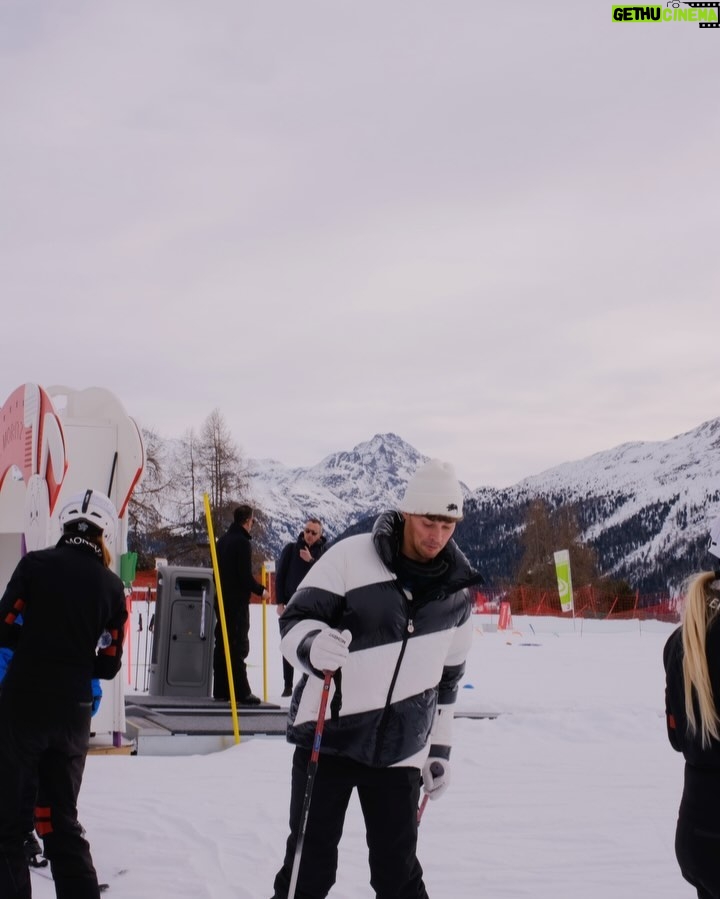 Noah Beck Instagram - learned how to ski in the swiss alps… (can never ski anywhere else, ever again)