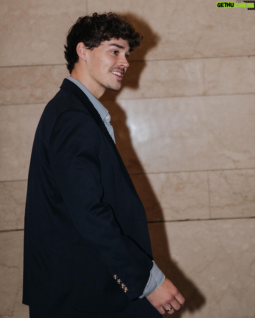 Noah Beck Instagram - new york, new york #tommyhilfiger #NYFW2024 @tommyhilfiger