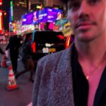 Noah Beck Instagram - i’ll take u to the candy shoppe @yslbeauty #yslbeautypartner New York City