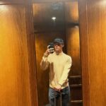 Noah Beck Instagram - 🧍‍♂️🌅