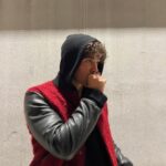 Noah Beck Instagram - can this guy sit still?