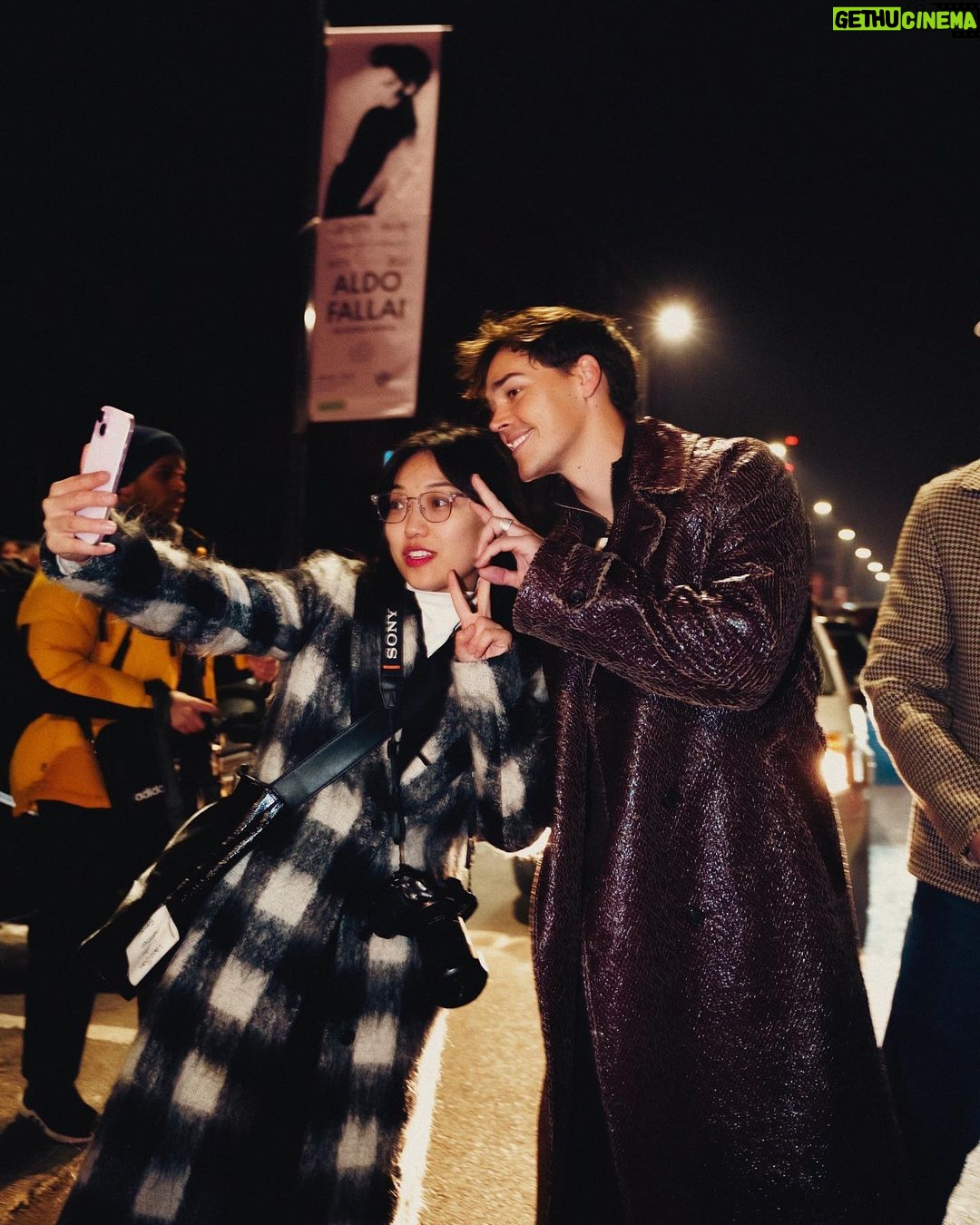 Noah Beck Instagram - the other night in milano<3 thank u for having me @jw_anderson a pleasureš¤