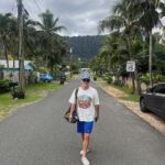 Noah Beck Instagram - 🥥🌴🌺🌊☀️🧢⚽️📷🍍🚘🕶️🫂