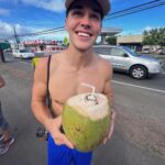Noah Beck Instagram - 🥥🌴🌺🌊☀️🧢⚽️📷🍍🚘🕶️🫂
