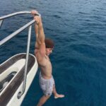 Noah Beck Instagram - someone titanic me