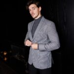 Noah Beck Instagram - snuck out of the office for this one @michaelkors #MKPartner