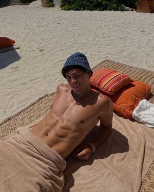 Noah Beck Instagram - ok last one