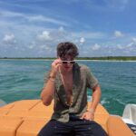 Noah Beck Instagram - imma throw it back if that’s cool?