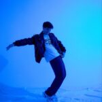 Noah Beck Instagram - walking on clouds☁️ @ant.kai x @balmain #BALMAINUNICORN #BALMAINARMY 📷 by: @godspeedgoodsir
