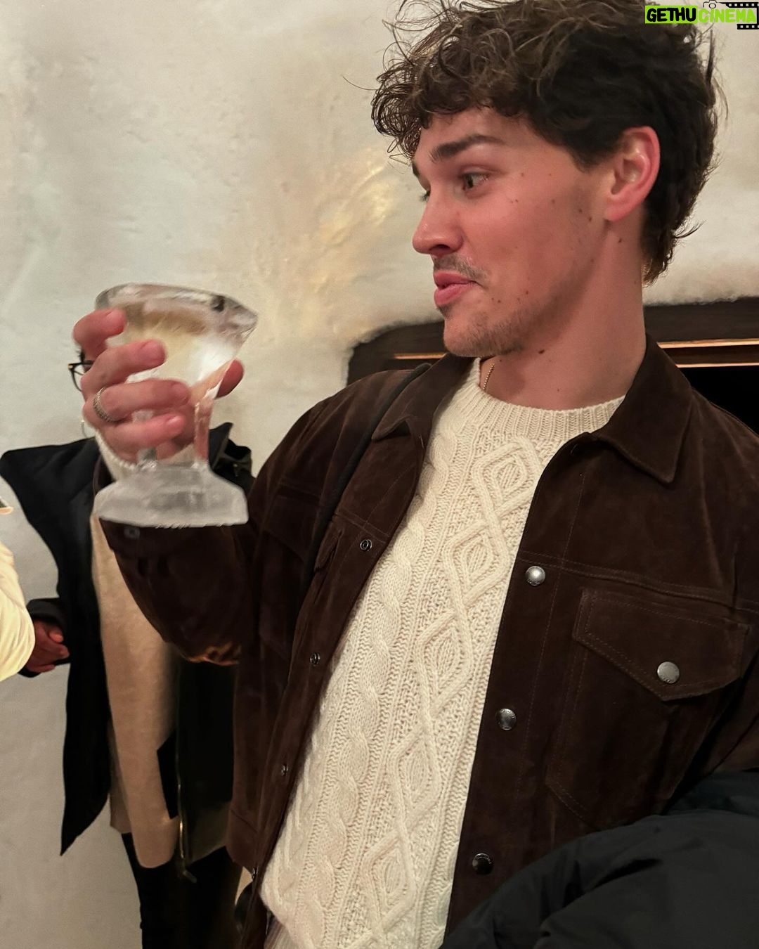 Noah Beck Instagram - the excitement of a cup made of ice vs the aftermath