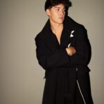 Noah Beck Instagram – MYSLF, last night @gq @yslbeauty #YSLBeautyPartner