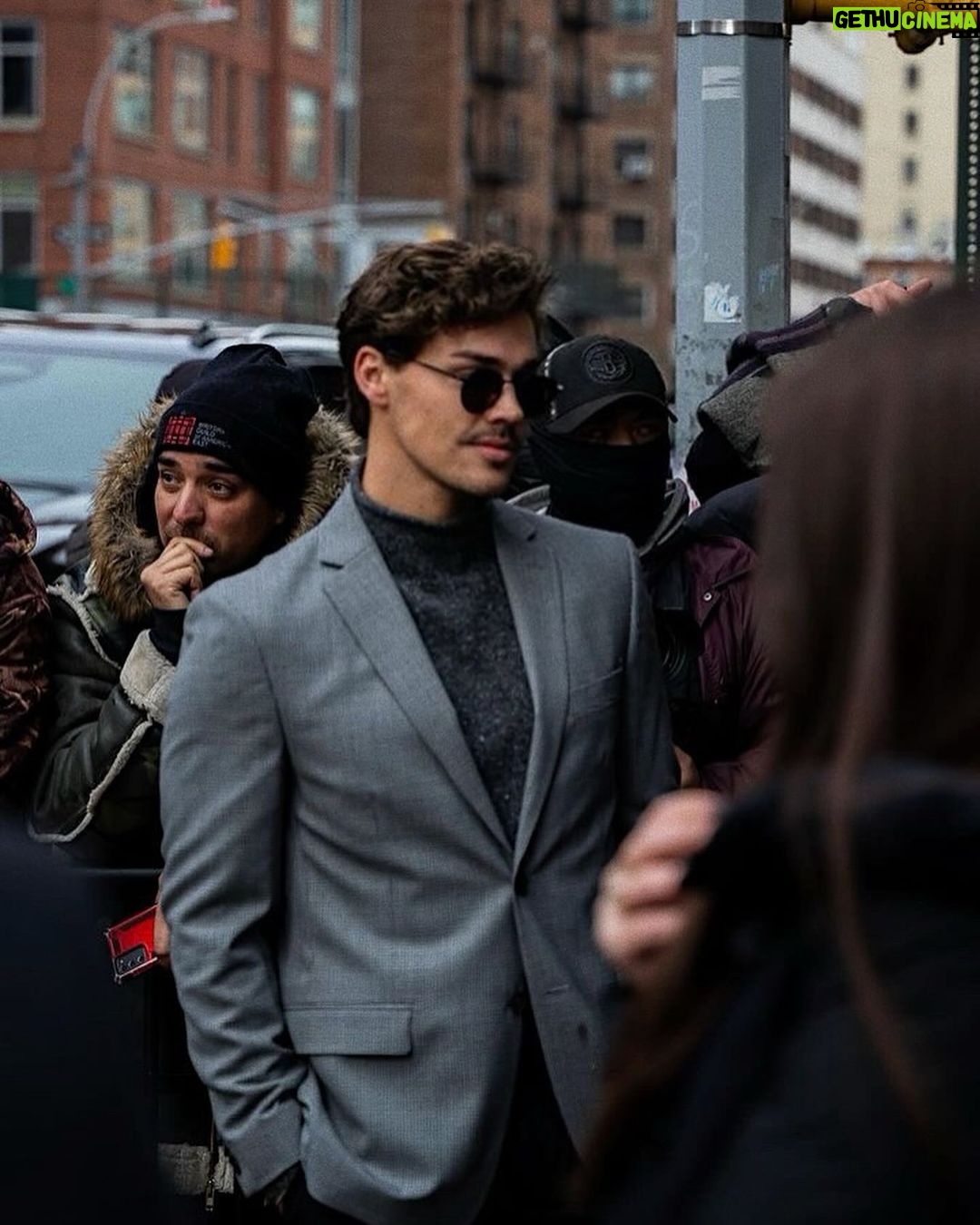 Noah Beck Instagram - snuck out of the office for this one @michaelkors #MKPartner