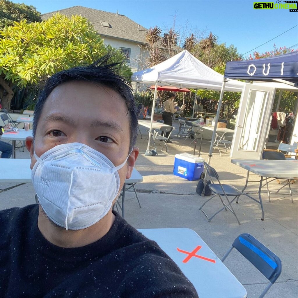 Nobi Nakanishi Instagram - First morning waiting to be made pretty at a base camp in forever. COVID precautions were well prepared! My plan was to grab food at @alldaybabyla afterwards but alas... good thing @konbi was nearby to pinch hit. As usual I ate the food before taking pics. 🤤 Echo Park, C.A. 90026