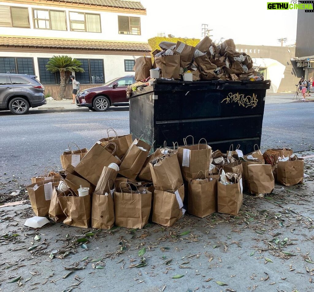 Nobi Nakanishi Instagram - Hey y’all. Don’t lose sight of basic etiquette just because you are burdened with having to pick up your food these days. This is just shameful. Sawtelle Japantown