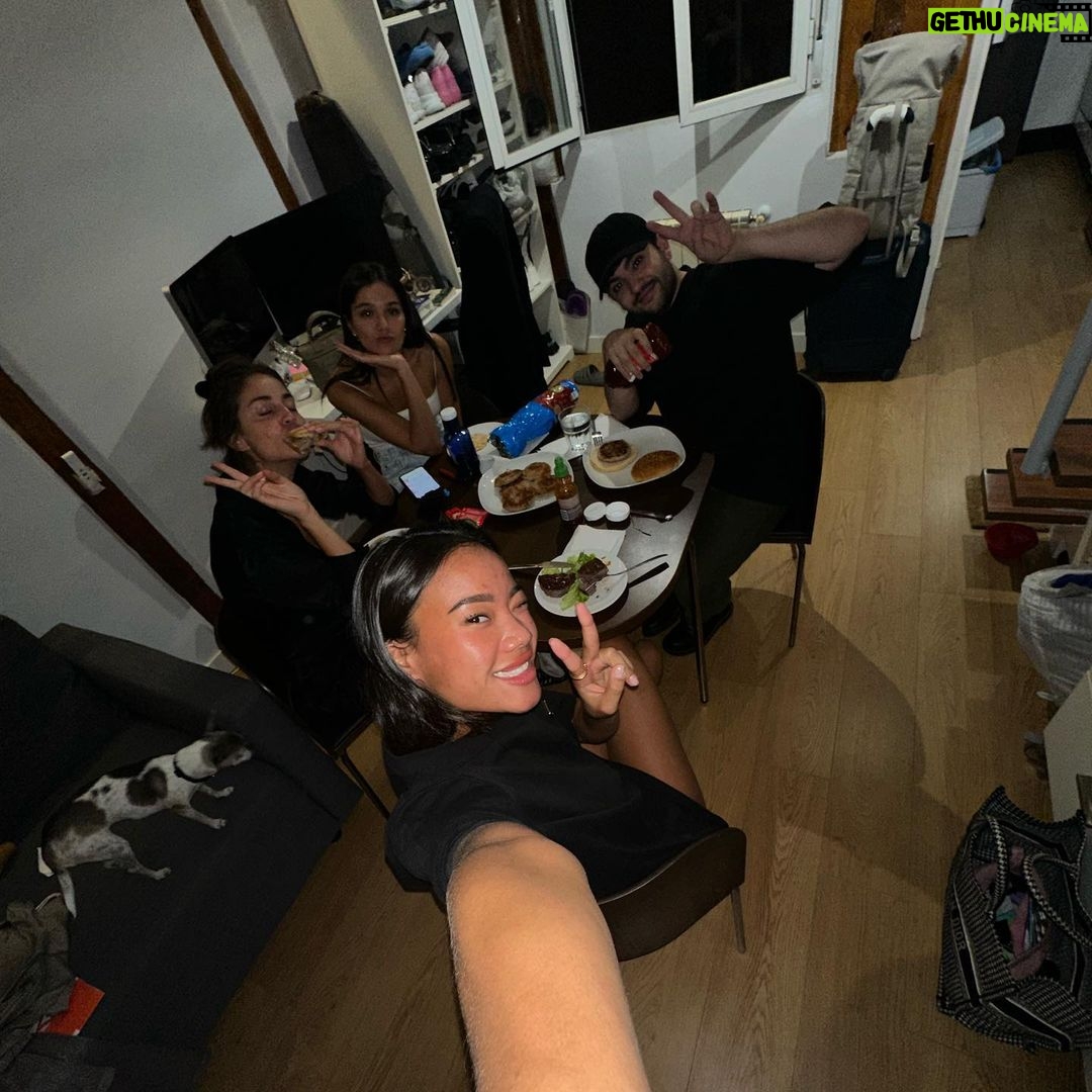 Nona Sobo Instagram - No creo en los cambios, creo en el aprendizaje por error, por prueba... me he hecho una serie de reglas a lo Dua Lipa por si se me olvida alguna. A quererme, pero sobre todo a QUERER, a querer todo lo que hago y cuidar todo lo que me rodea y las personitas que llenan mis días de felicidad.