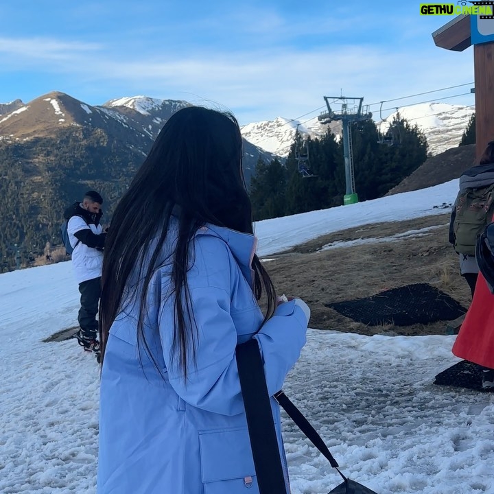 Nona Sobo Instagram - Fin de semana con @redbullesp ⚡️ INCREÍBLE ⚡️ que vibes tan tan molonashh⚡️ Andorra La Vella