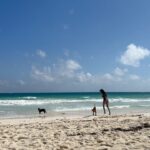 Nona Sobo Instagram - Cariño, a veces te comportas como el mar, a veces en calma y a veces tengo que nadar para no ahogarme.