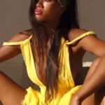 Nona Sobo Instagram - Un post un tanto personal hoy🤍 Todo va a estar bien. Esas palabras me las repito una y otra vez como una especie de plegaria, reconociendo y aceptando que soy humana, que cometo errores, pero también me repito que voy a salir victoriosa de todo lo que me proponga, porque sé que lo hago de corazón y con todo el amor que hay en mí. Cuando la realidad fue tan inmensamente peligrosa, como un mar azotado por una tormenta, hui para ponerme a salvo. no fue por valentía, me alejé por simple instinto de supervivencia. Nula
