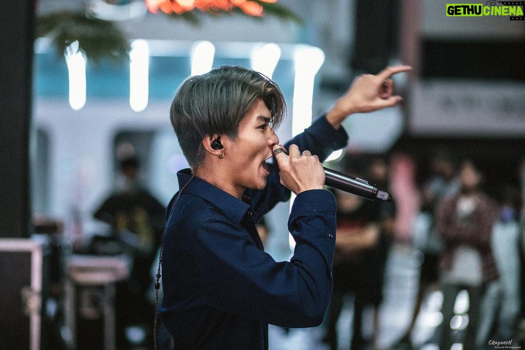 Nonthanee Jirapun - 544 Likes - 16/10/2022 #siamsquarewalkingstreet คอนเสิร์ตแรก โคตรมันส์ ขอบคุณทุกคนมากๆครับ @tenfeettallofficial @monstamixamusic ขอบคุณเจ้าของภาพด้วยครับ🔥🔥🔥 cr.chayanon