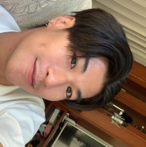 Nonthanee Jirapun Instagram - สวัสดีวันจันทร์🧐