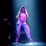 Nora Fatehi Instagram - First time live on stage #sexyinmydress with @ugh.crew only #hiphopindia @amazonminitv 🔥🔥 #dancewithnora