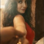 Nora Fatehi Instagram - Its giving Crakk! 🤯 did u watch the Movie Trailer yet? SAVE the Date now Feb 23 2024🎫 🍿 🎥🔥#Crakk