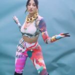 Nora Fatehi Instagram - When I step on the scene, they Can’t wait to back it up.. 😉🚨 #Hiphopindia @amazonminitv 🎥 @anups_ Makeup @reshmaamerchant Hair @marcepedrozo Styling @manekaharisinghani