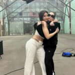 Nora Fatehi Instagram - We were so hyped on set thanks to our amazing choreographer and hype woman @jojogomezxo 😂🔥 Shoutout to the amazing dancers they were such a vibe to work with❤️ #Imbossy #dancewithnora Music video out NOW