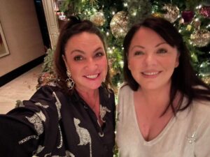 Norah Casey Instagram - I have an incredible family and I remind myself often how lucky I am, especially at this time of year, that our big circle of Caseys have weathered many storms and still we laugh, love and sing a lot 😂 but I’m also fortunate that I have another family (borrowed) courtesy of my #othersister @michelle.spillane - and tonight was the official start of Christmas with my lovely #dungarvanfam @teresa.spillane @michael_spillane1 @rachel.spillane and the charming Robbie (#mia @edel_spillane_ and #karencasey ) - drinks at the festive @westburydublin @thesidecardublin and dins @kites_chinese_dublin - great craic and you know… I really did feel that #itsbeginningtolookalotlikechristmas 😊 to the families we have and the ones we meet along the way 💚💚💚💚