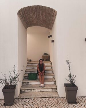 Norah Casey Instagram - Me right now #algarvelife @loule_criativo #craftwork #artisans #creative spaces @visitloule.pt @visitalgarve