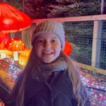 Norah Casey Instagram - Aria says it all #amazing @dublinzoo_official #enchantedzoo 💚