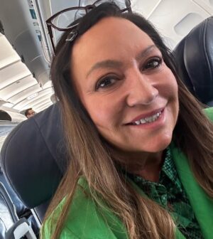 Norah Casey Instagram - Sunshine here I come - if ever there was an incentive to search for last minute flights the last few weeks obliged 😅 escaping the ☔️ for pretty #puertodemogán #upupandaway #nomadlife #workingremotely 🙏💚 ✈️